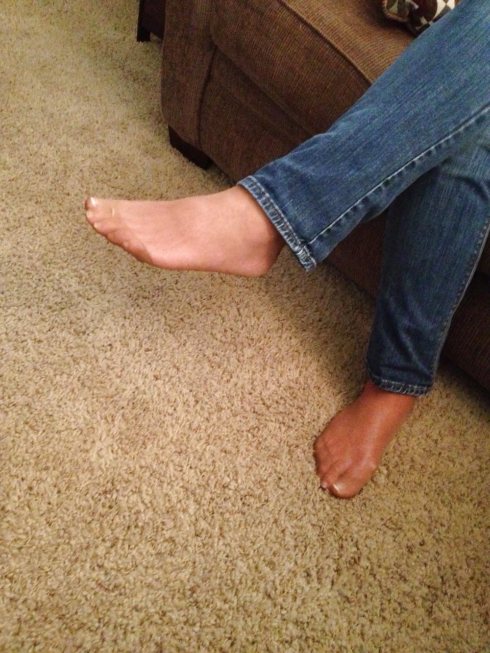 22P My Candid Pantyhose Feet