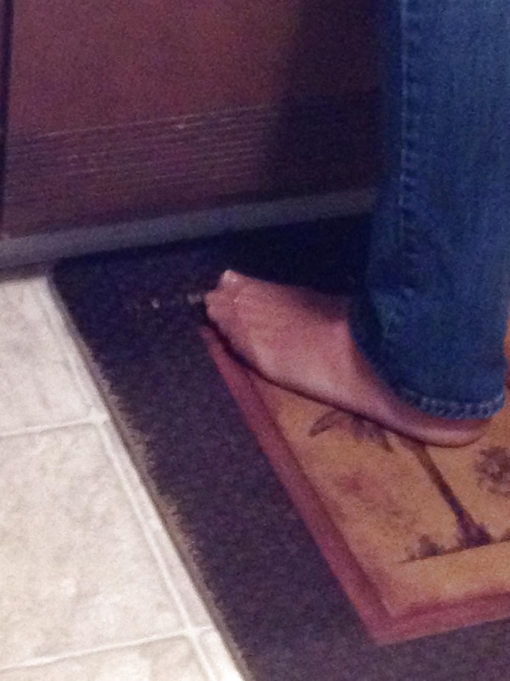 22P My Candid Pantyhose Feet