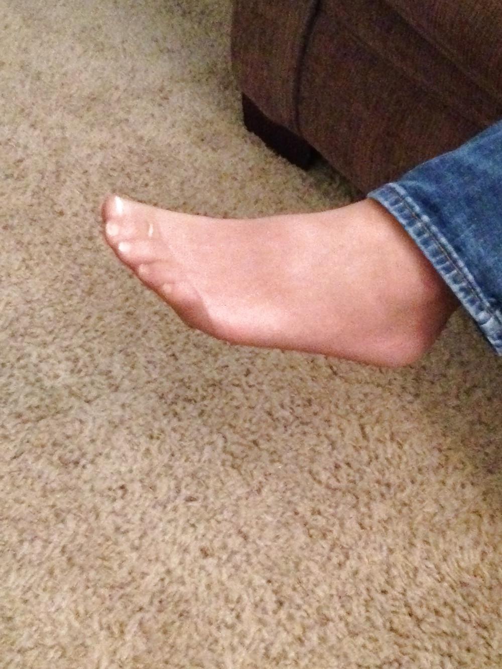 22P My Candid Pantyhose Feet