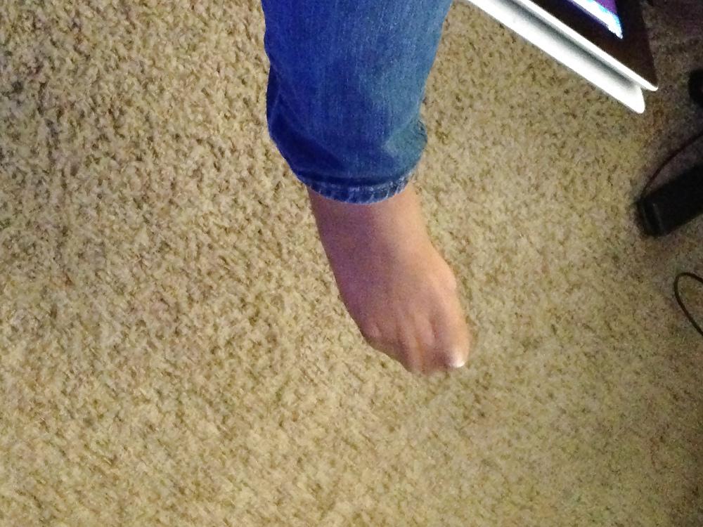 22P My Candid Pantyhose Feet