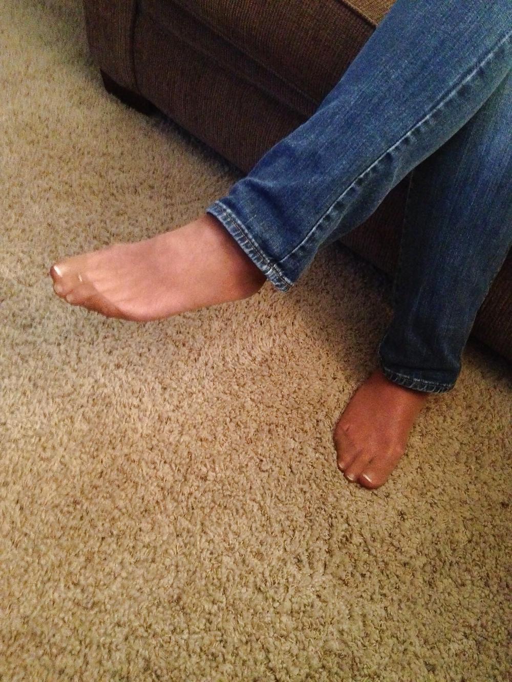22P My Candid Pantyhose Feet