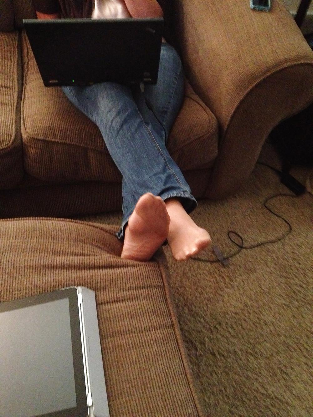 22P My Candid Pantyhose Feet