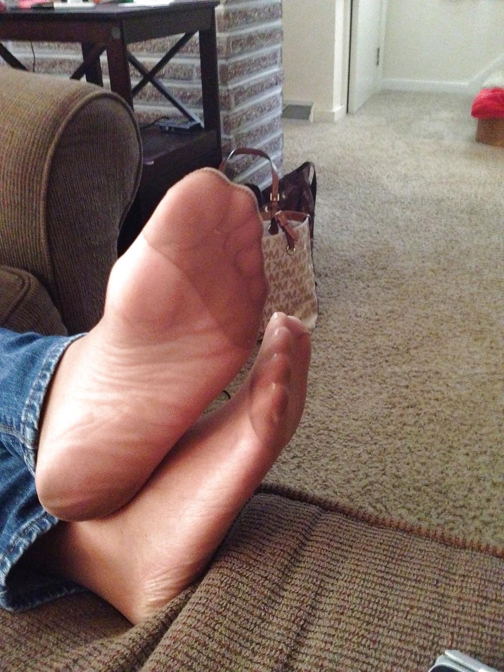 22P My Candid Pantyhose Feet