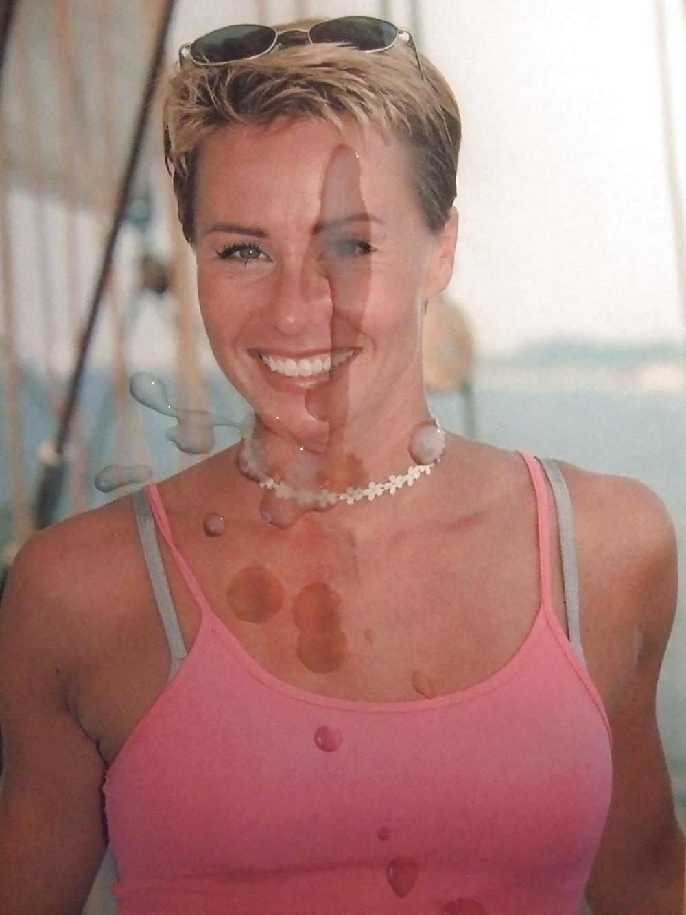 11P Sonja Zietlow TV Bitch