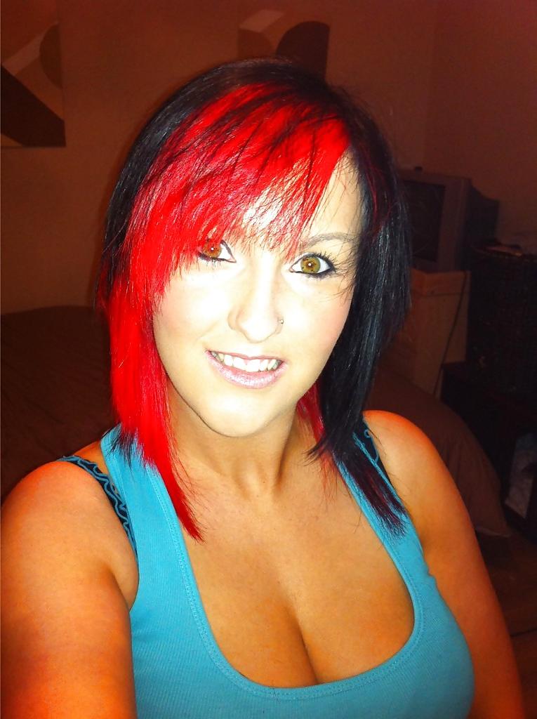 24P British POF MILF