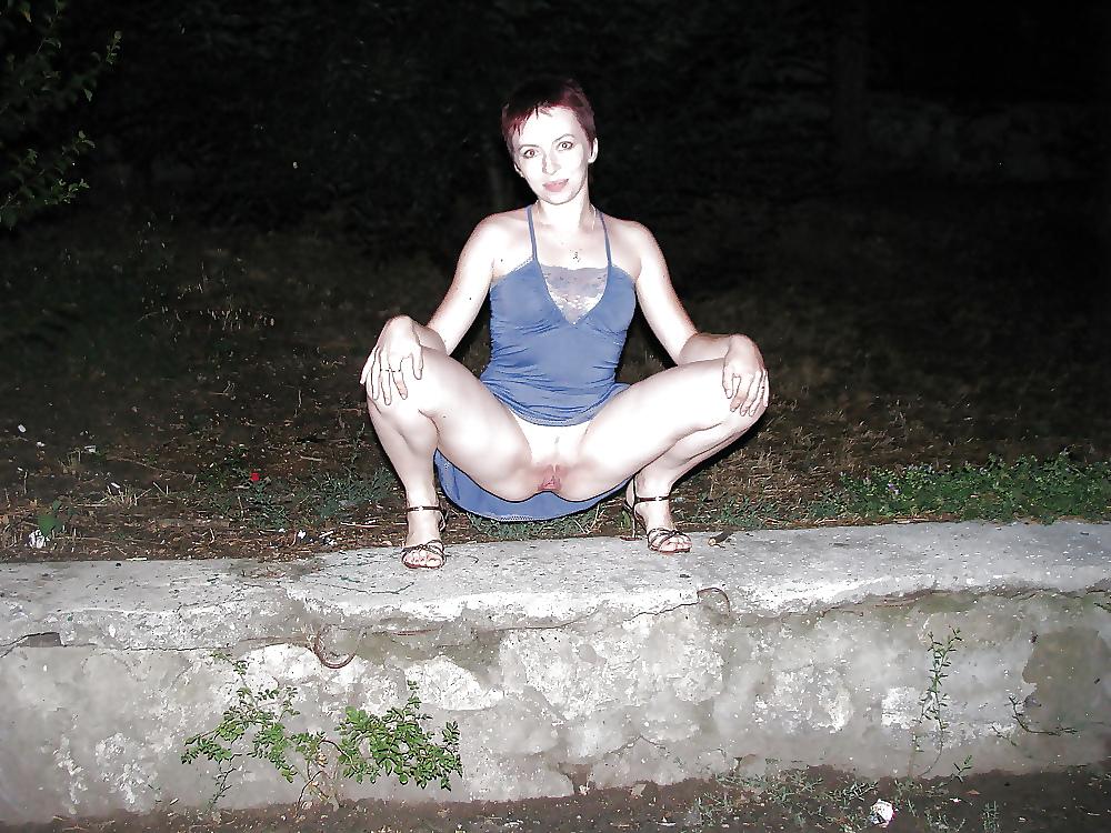 18P Wide and Open in Public -83-