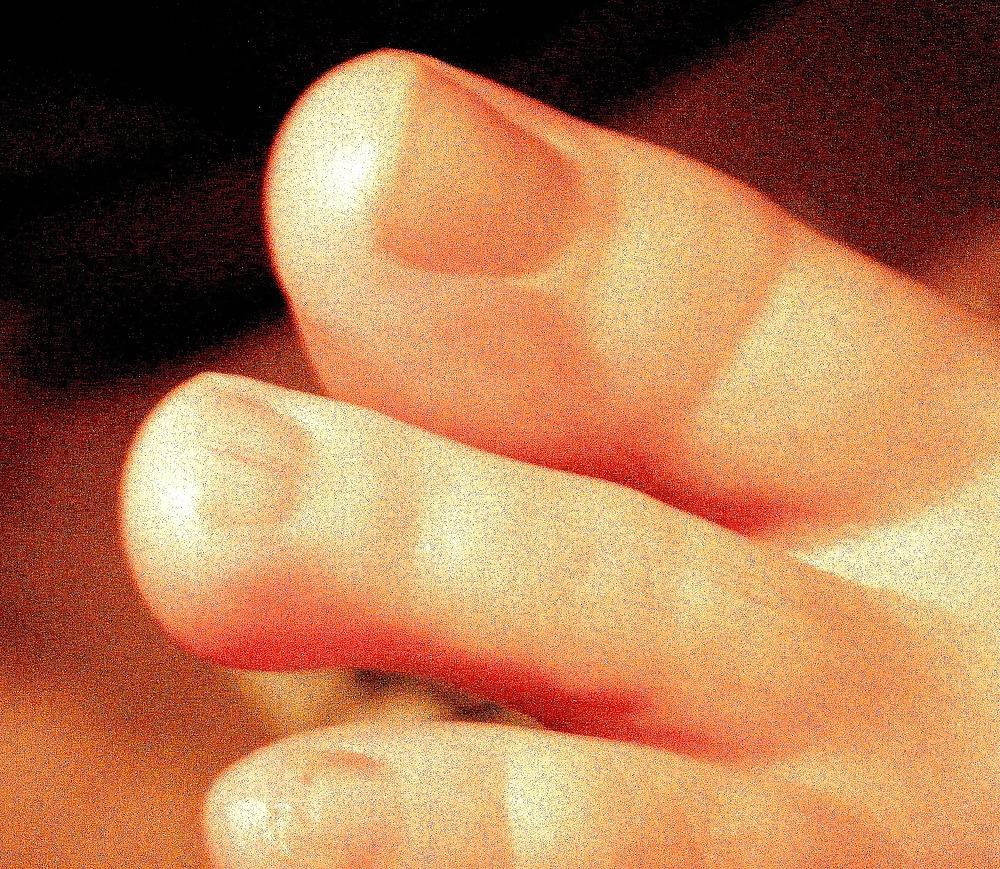 17P More candid shots of my wife's exquisite feet and toes