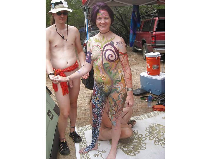 25P Nude Painted Ladies in Public Fetish Gallery 14