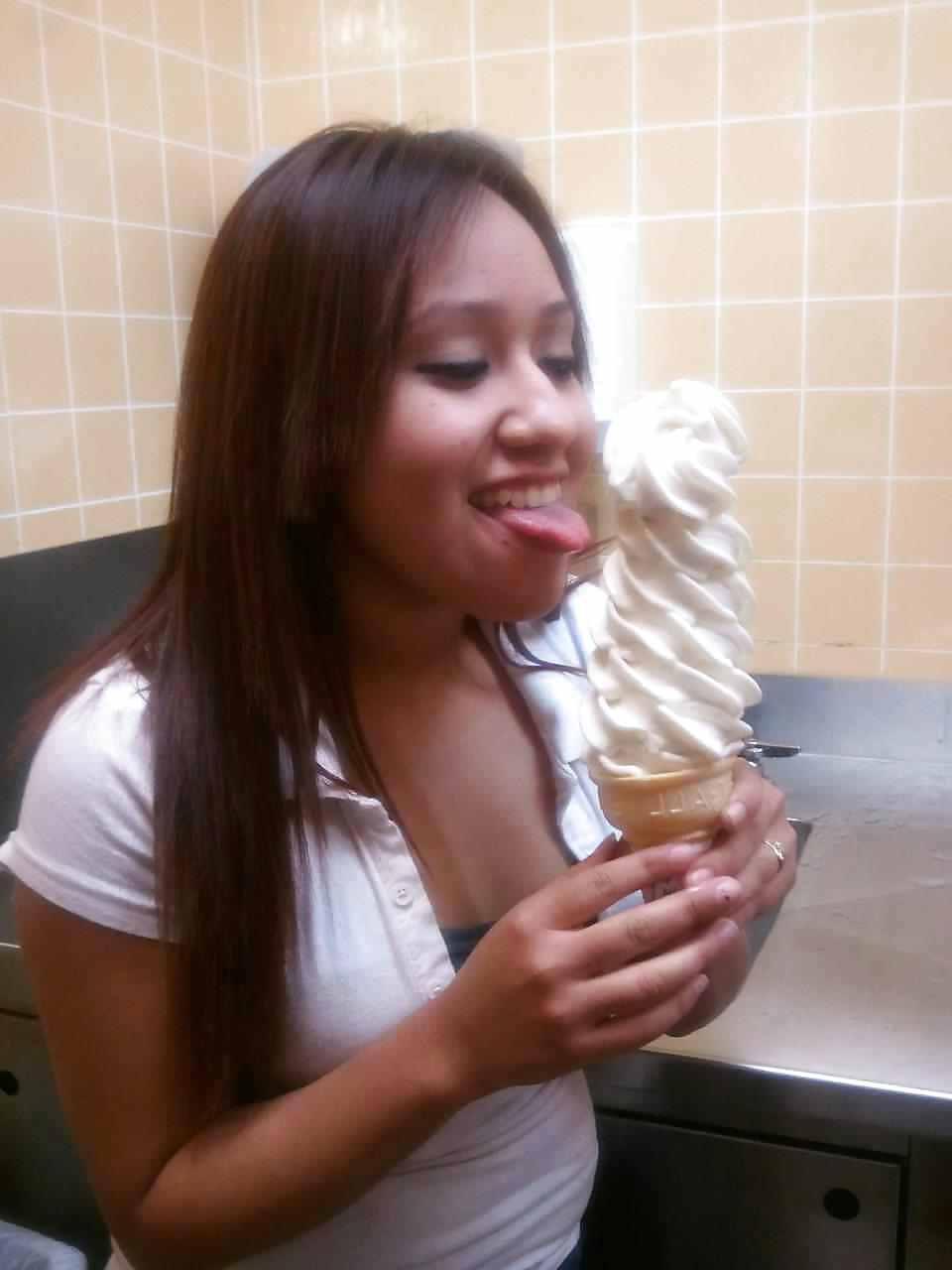 25P Hot virgin bitch Giselle. leave dirty comments