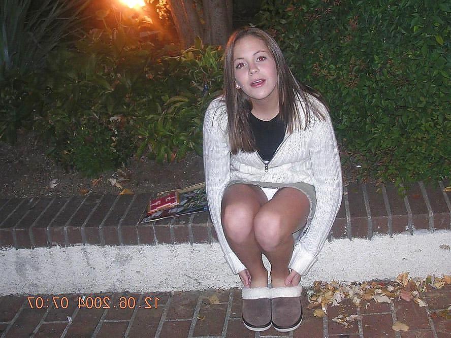 25P Real Upskirt - 19