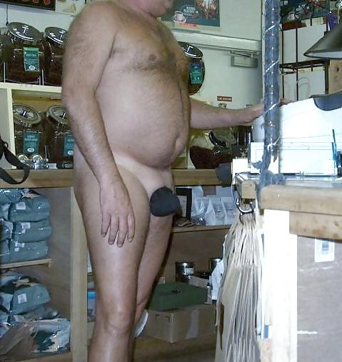11P More fun jerking off in public