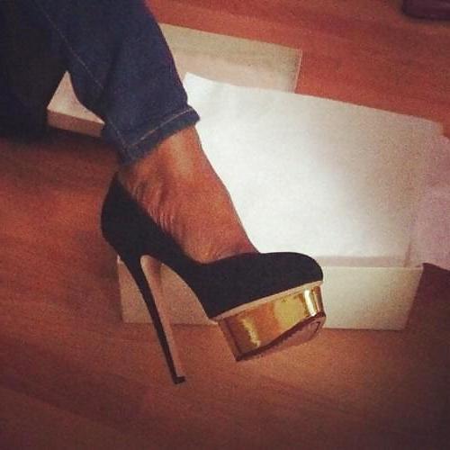 25P Feet and Heel Fetish 9