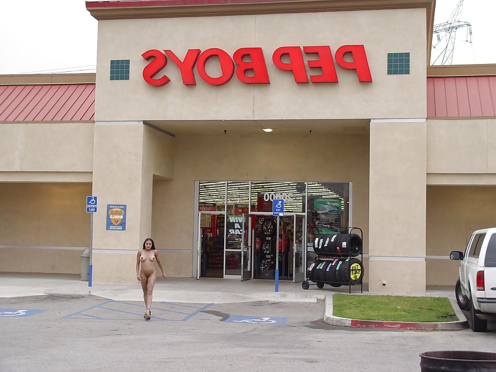 17P Jenny Marcos Nude in Public