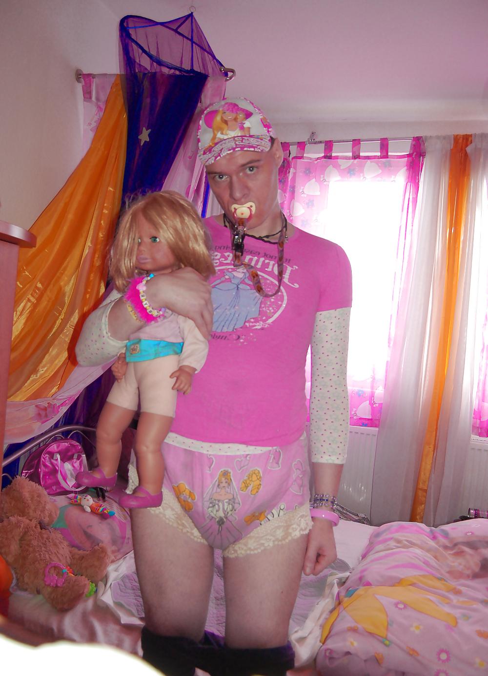 7P Sissy-Bitch adult Baby