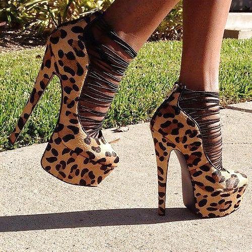 25P Feet and Heel Fetish 14