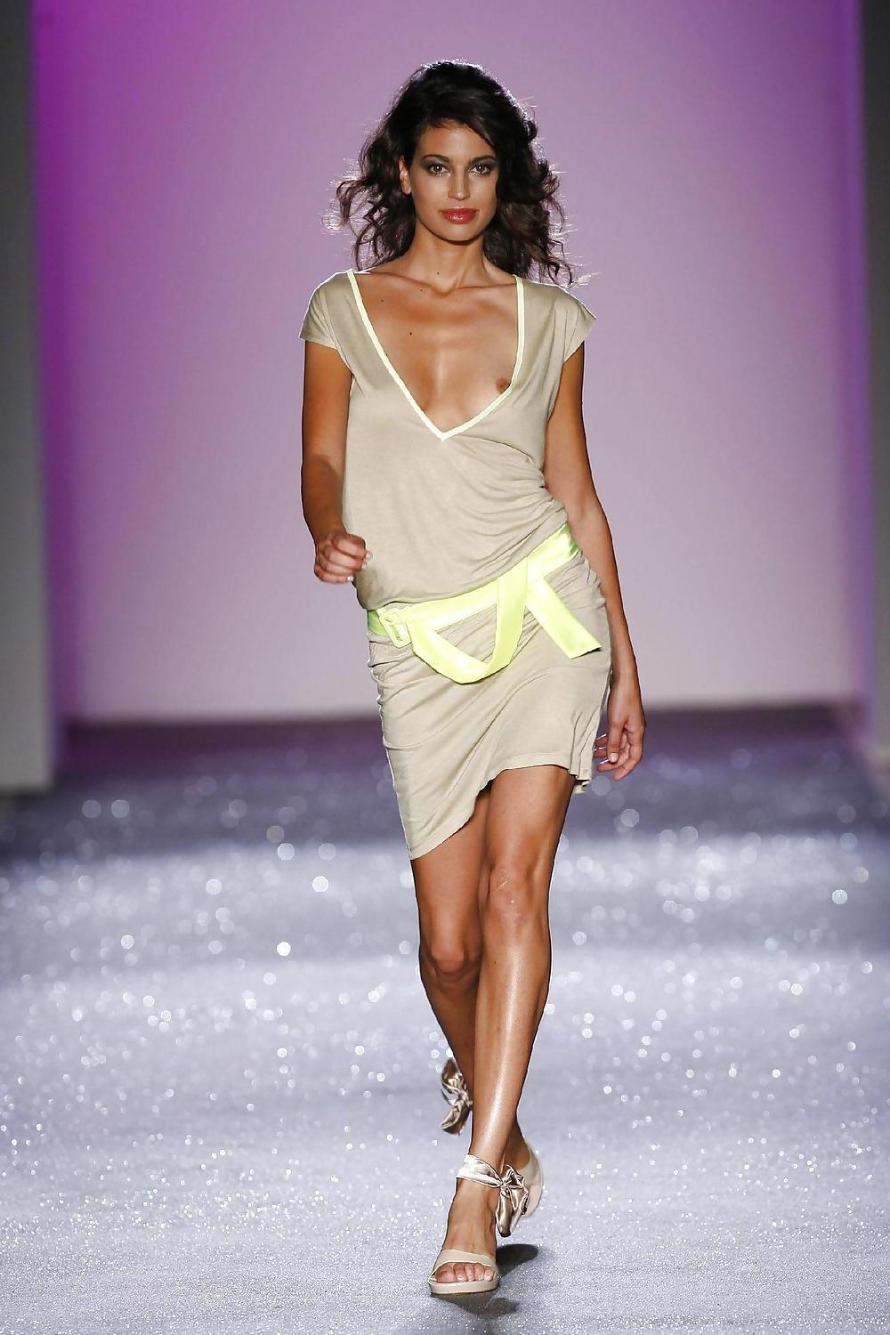 25P Beautiful Fashion Models 2 By TROC