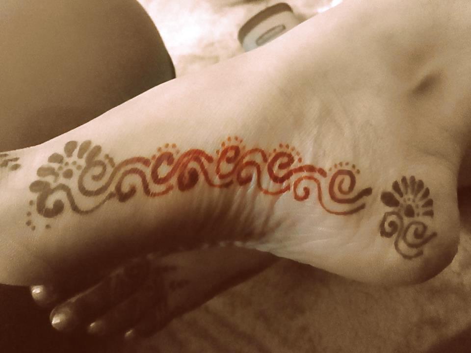 25P Contribution 3: indian feet hands painted nails henna tattoo