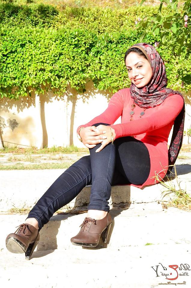 6P Arab Bitch