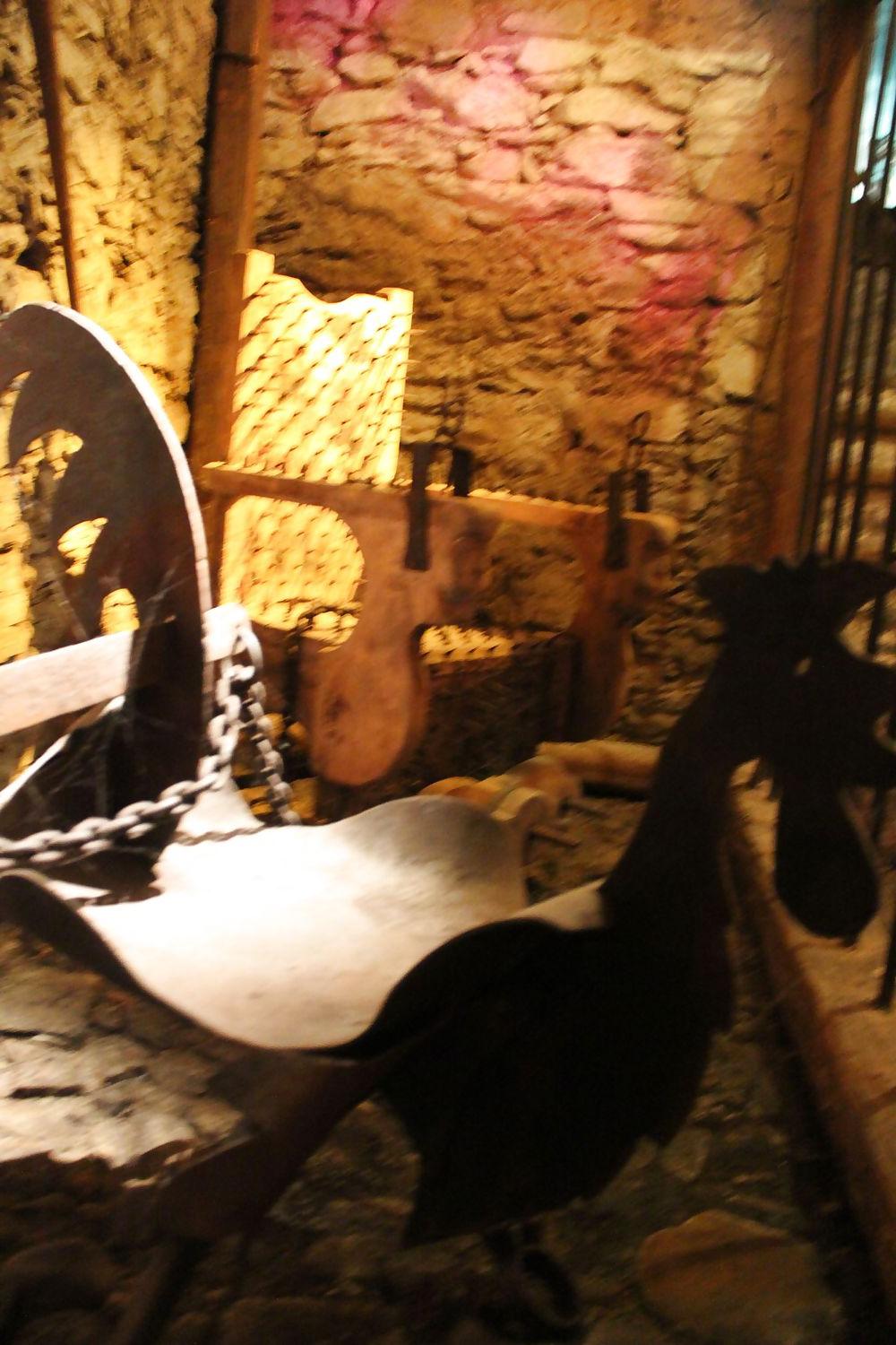 10P Torture museum