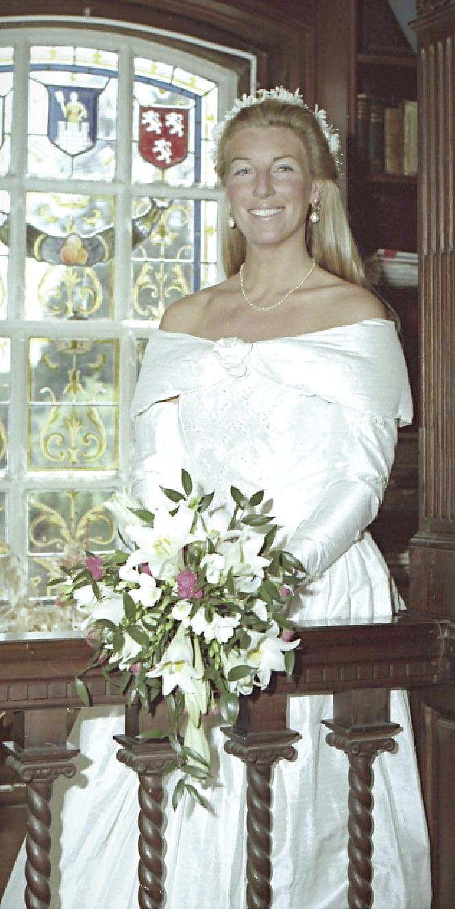 6P Posh bride lingerie