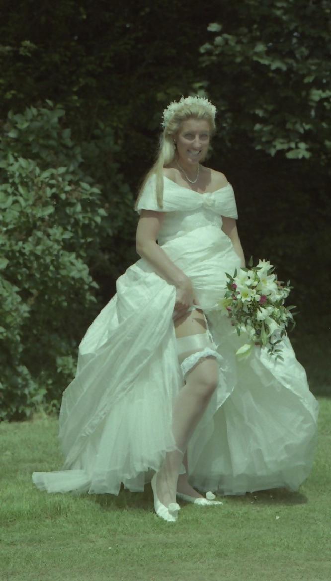 6P Posh bride lingerie