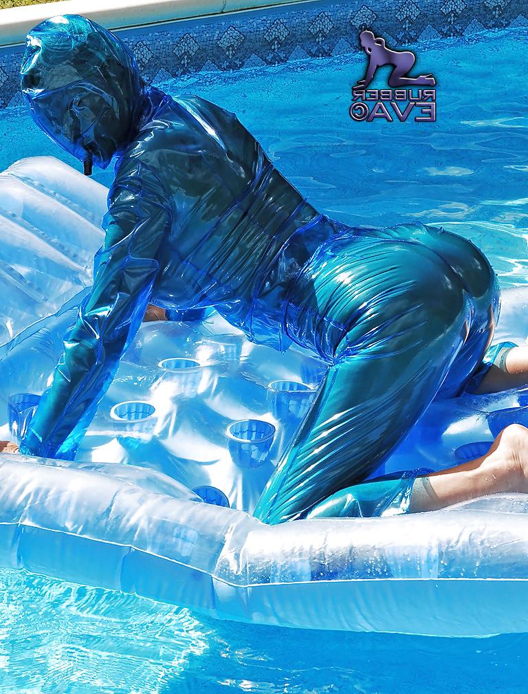5P Rubber Eva PVC Fetish Slut  