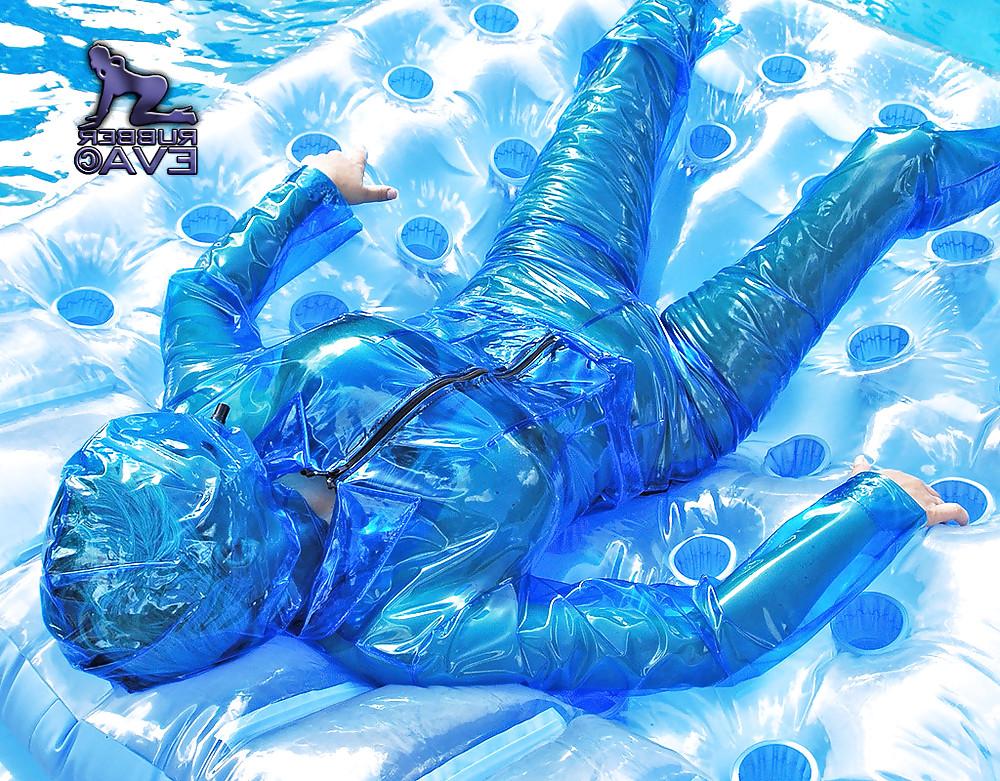 5P Rubber Eva PVC Fetish Slut  