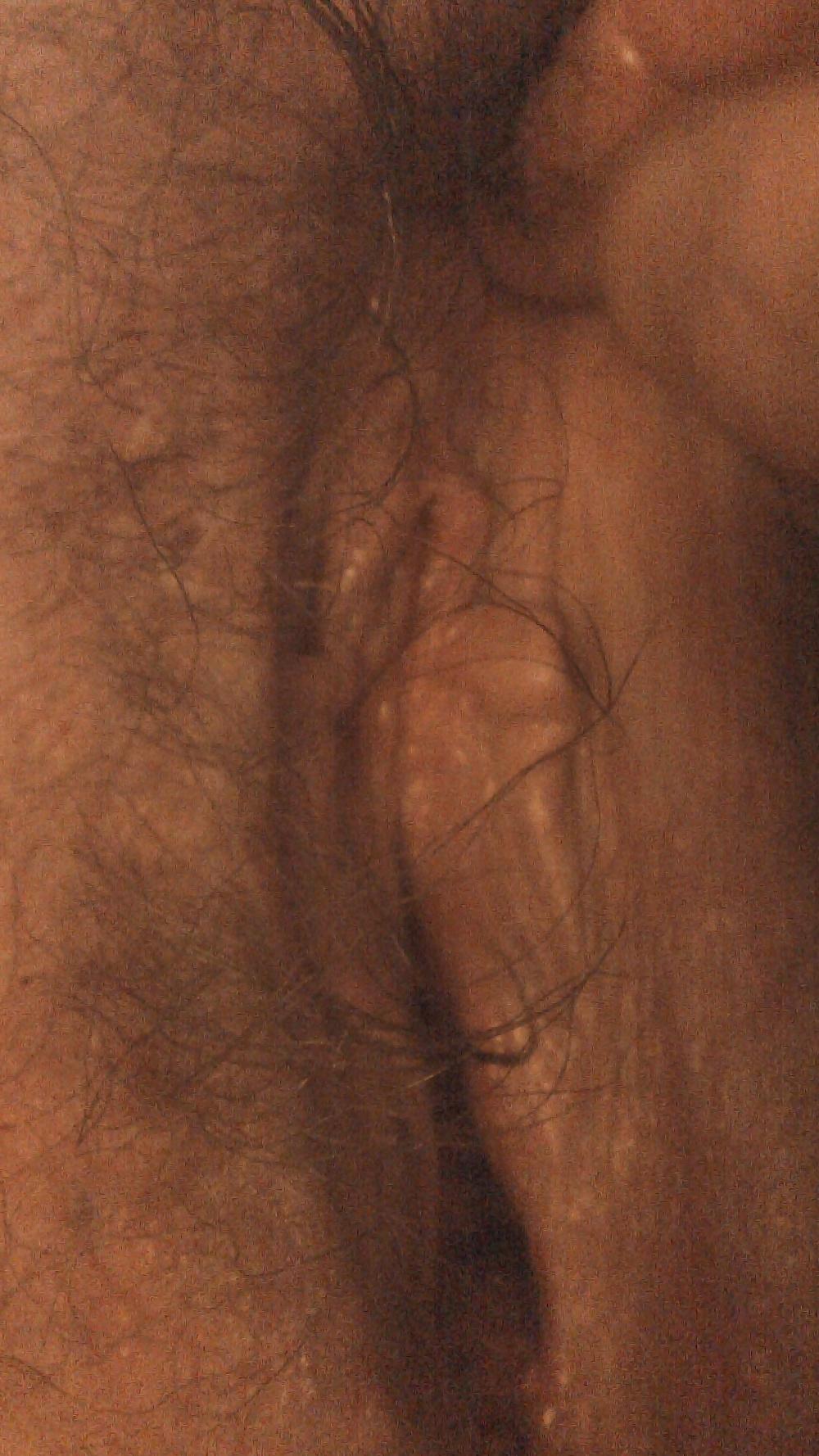 18P Shy wife pussy play