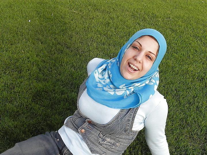16P Hijab arab bitch ass lover