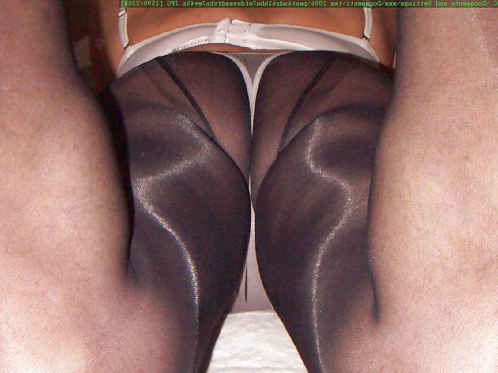 16P Feet shemale collant pantyhose symonax77 whore cock
