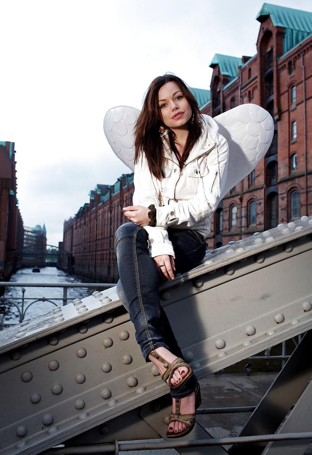 5P Feet of Cosma Shiva Hagen