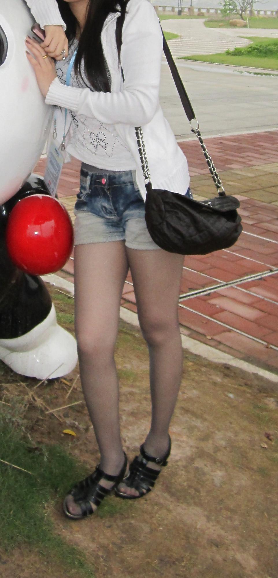 22P My asian GF's body, legs, feet + heels & stockings. (Fetish)