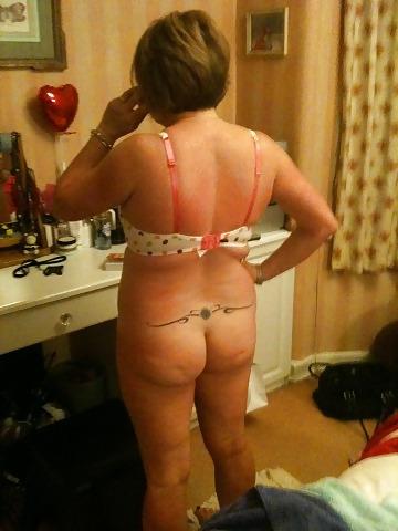 16P British Milf Cathy of Manchester