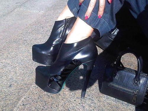25P Feet and heel fetish 10