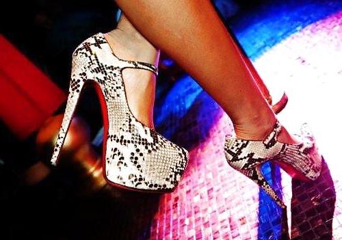 25P Feet and heel fetish 10