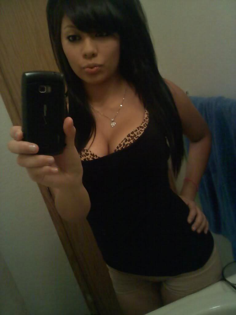12P How dou you like this busty latina bitch? (comment pls)