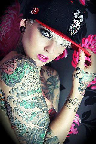 25P Tattoo models (female) 15.1