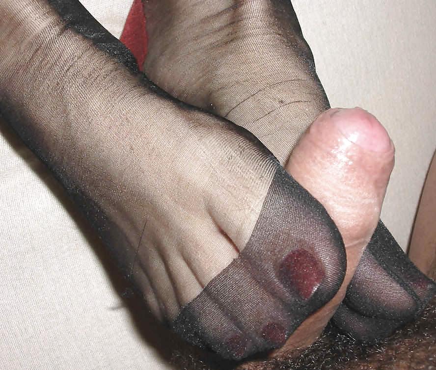 25P Nylon Feet 001