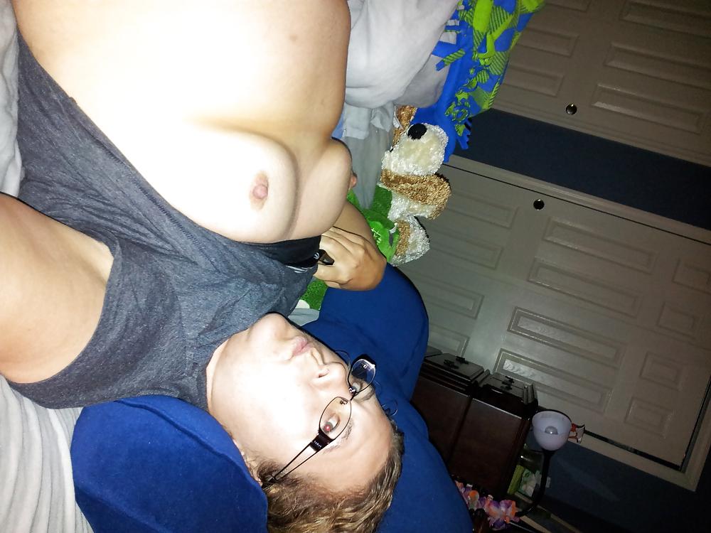 21P Big sloppy girl...kinda hot in a weird way