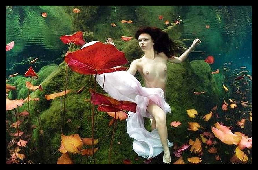 25P Underwater Art Anatoly Beloshchin for Black--Widow II