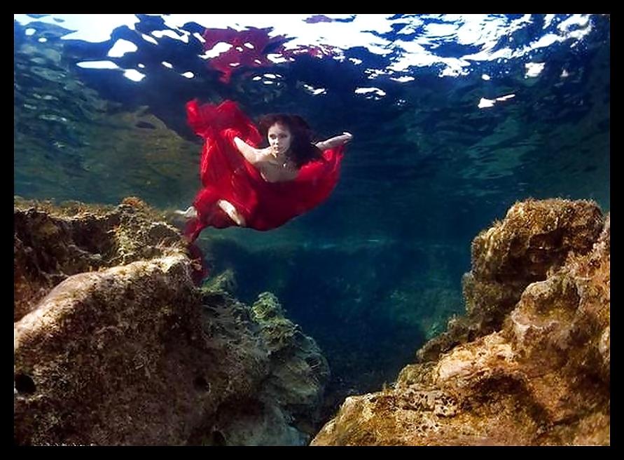 25P Underwater Art Anatoly Beloshchin for Black--Widow II
