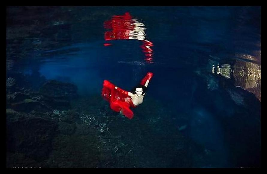 25P Underwater Art Anatoly Beloshchin for Black--Widow II