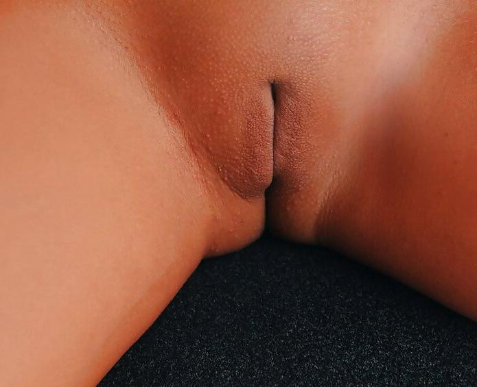 25P Another flawless pussy model!