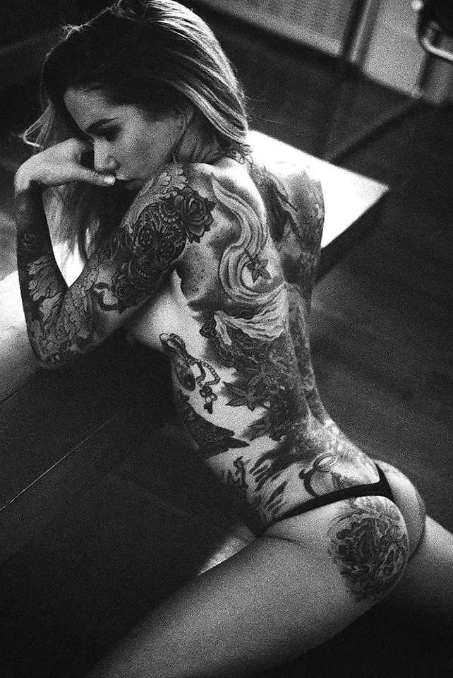 25P Tattoo models (female) 21.2