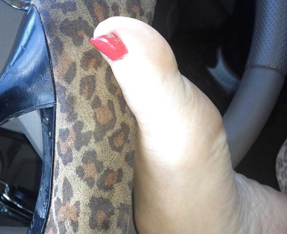 25P 9 west and my feet