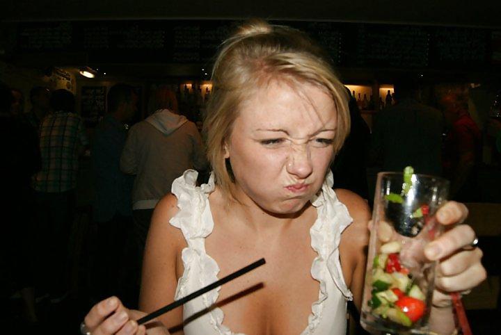 14P Sexy Blonde Bitch WWYD
