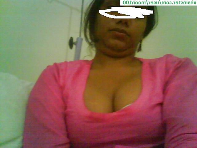 16P PAKI VILLEGE FEMALE