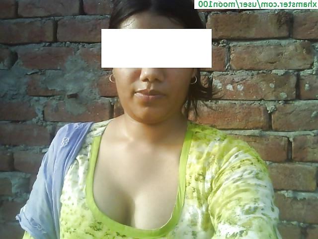 16P PAKI VILLEGE FEMALE