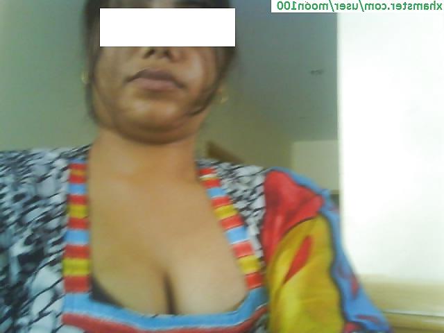 16P PAKI VILLEGE FEMALE