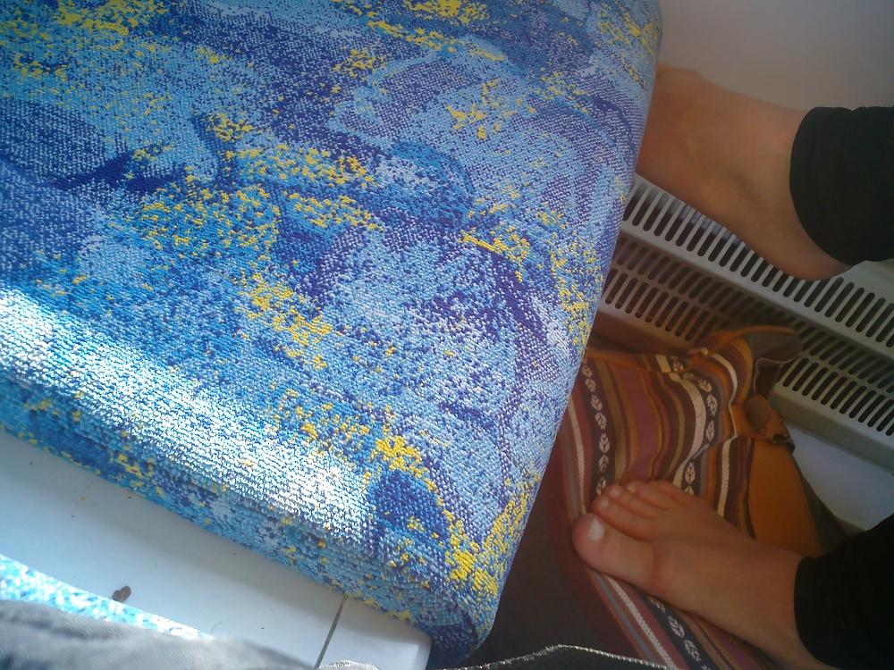 25P Candid voy feet
